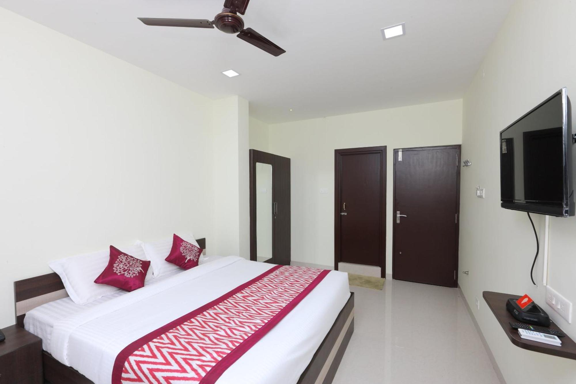Hotel O Perfect Stay Near Meenambakkam Metro Station Chennai Exterior photo